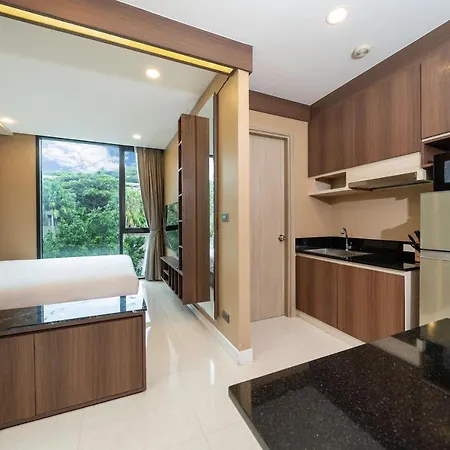 Condo Viva Patong B603, Freedom Beach